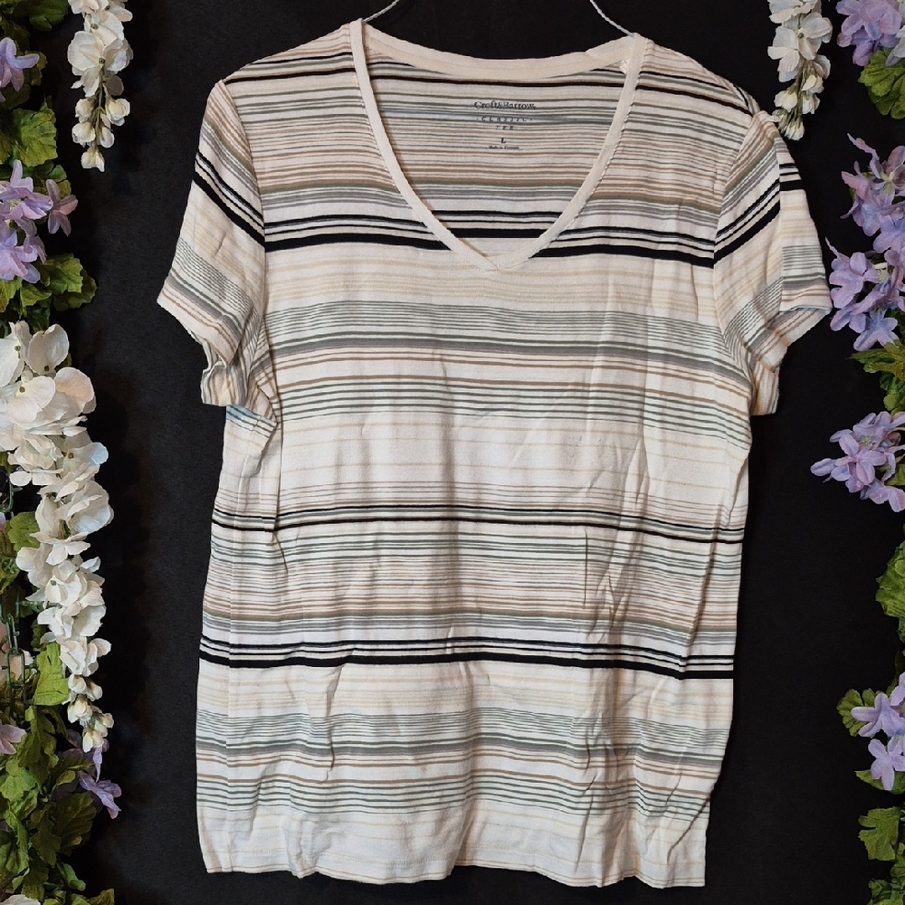 croft & barrow Cream and Black Striped V-Neck Short Sleeve Top